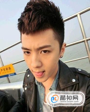 男生两边剪短中间留长的发型优质